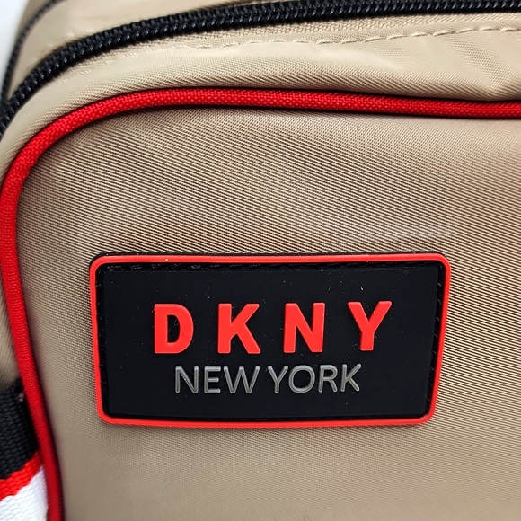 DKNY TOILETRY TRAVEL BAG, TOFFEE - Picture 6 of 12
